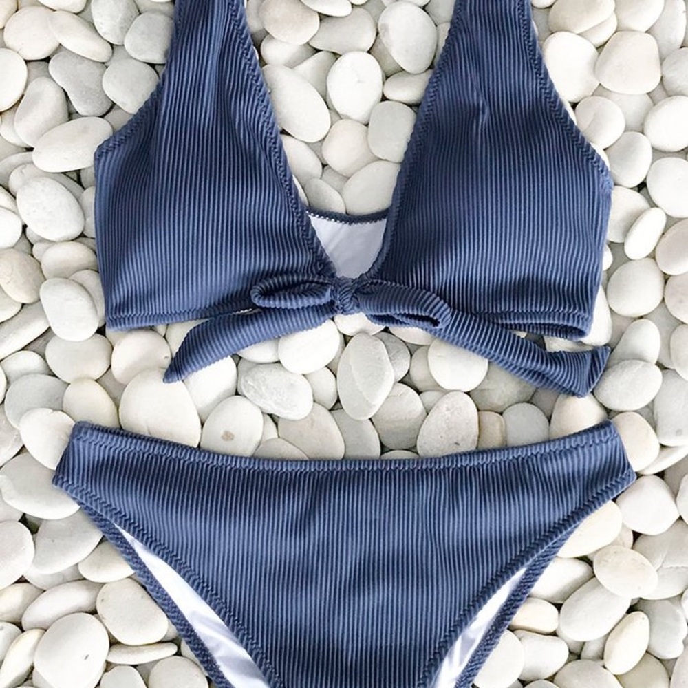 Cupshe Deep Love Solid Bikini